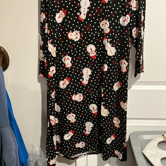 8 of Hearts - Snowman Nightgown - Picture 6 of 7